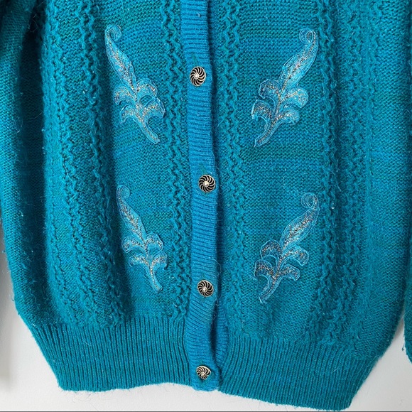 Vintage 80s Teal Wool Blend Mohair Knit Cardigan Pinwheel Buttons Leaf Appliqués - Picture 6 of 14
